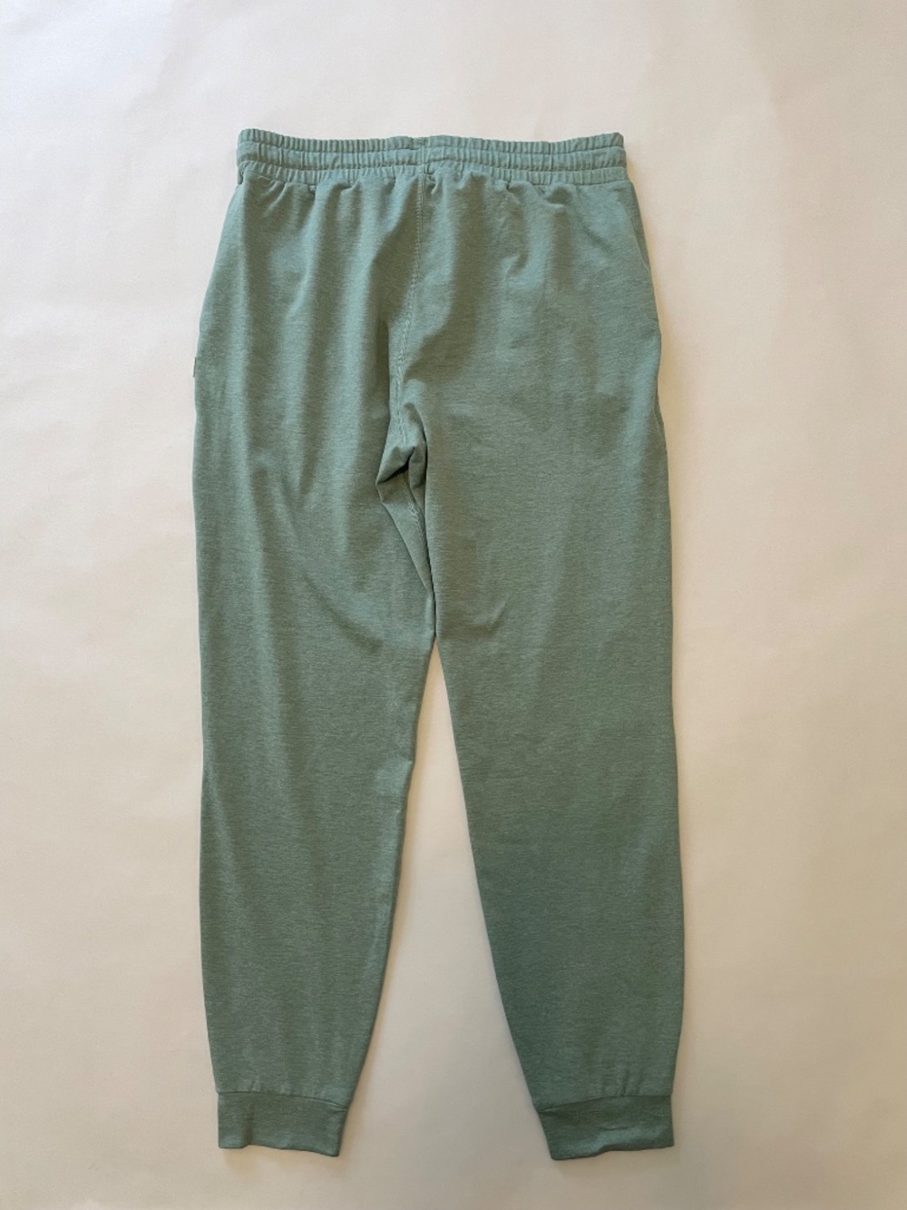 Vuori Performance Jogger DreamKnit Sweatpants, Sea Foam Green, Women's Small - Picture 2 of 6